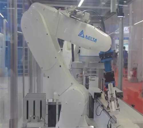 机器人逐步代替传统劳动力