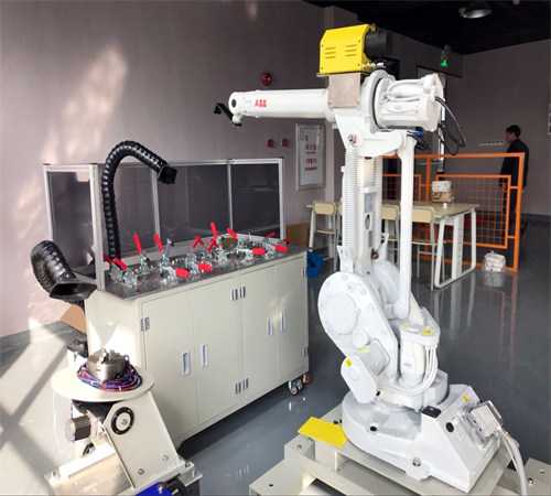 光谷将建全国首个工业机器人产业孵化器