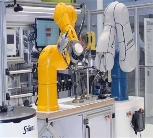多项政策措施扶持机器人行业 产业链望步入黄金发展期
