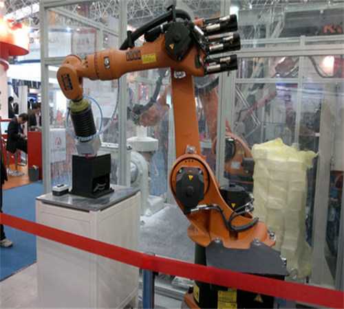机器人产业助力济南智能制造