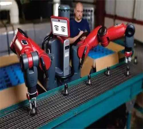 调查显示：过半企业家准备用机器人代替人工